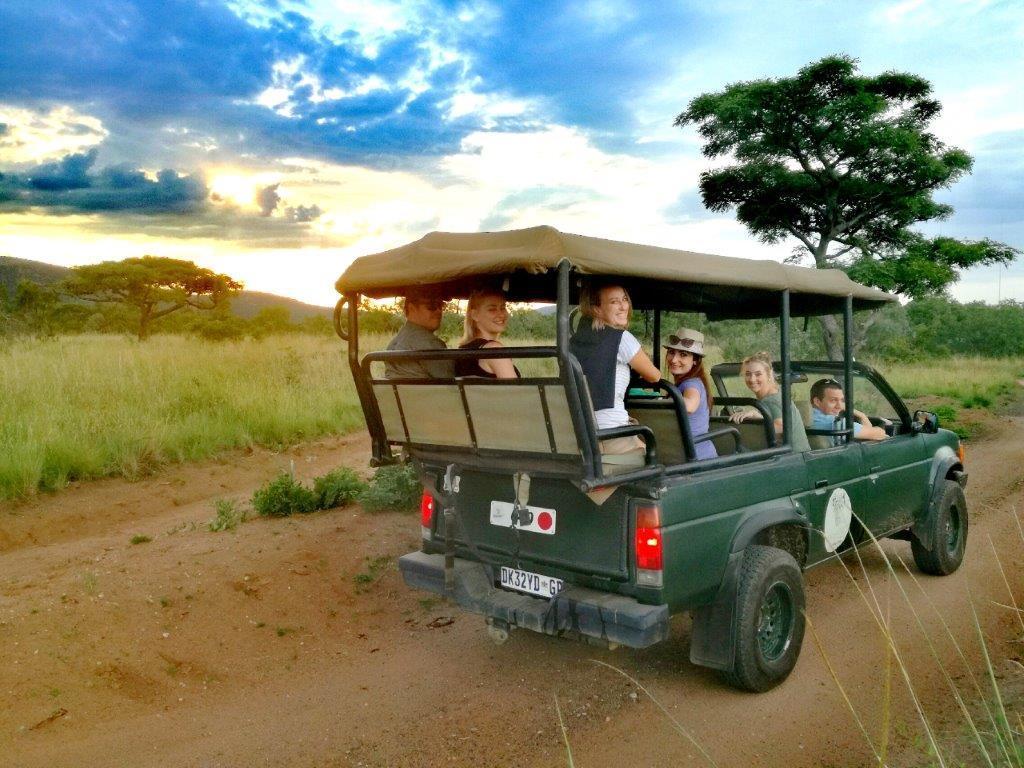 Mabalingwe Uzuri Lodge Bela-Bela Eksteriør billede